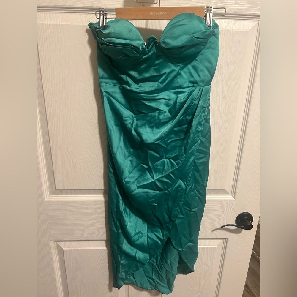 PrettyLittle Thing, Size 8, Mid leg Teal dress, No straps